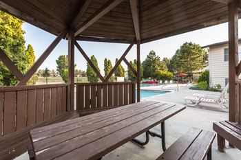 Outdoor community gazebo at Castlerock Apartment Homes.